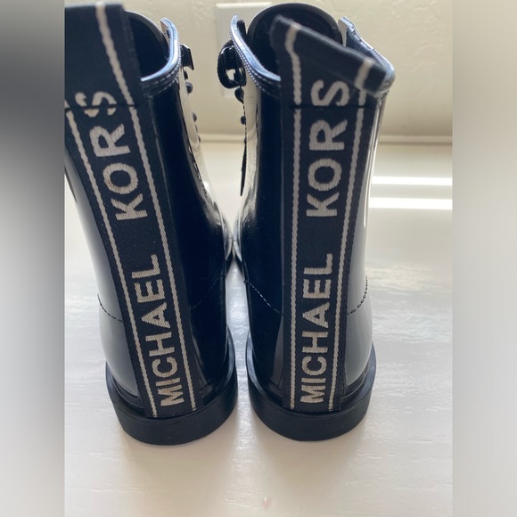 MK boots - Picture 3 of 9